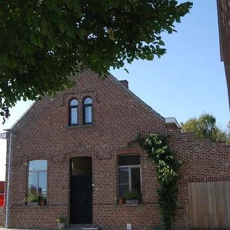 Het Oud Schoolmeesterhuis Holiday home Watou